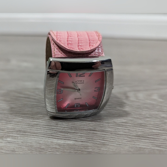 Child Wrist Wrapper Watch - Picture 3 of 5